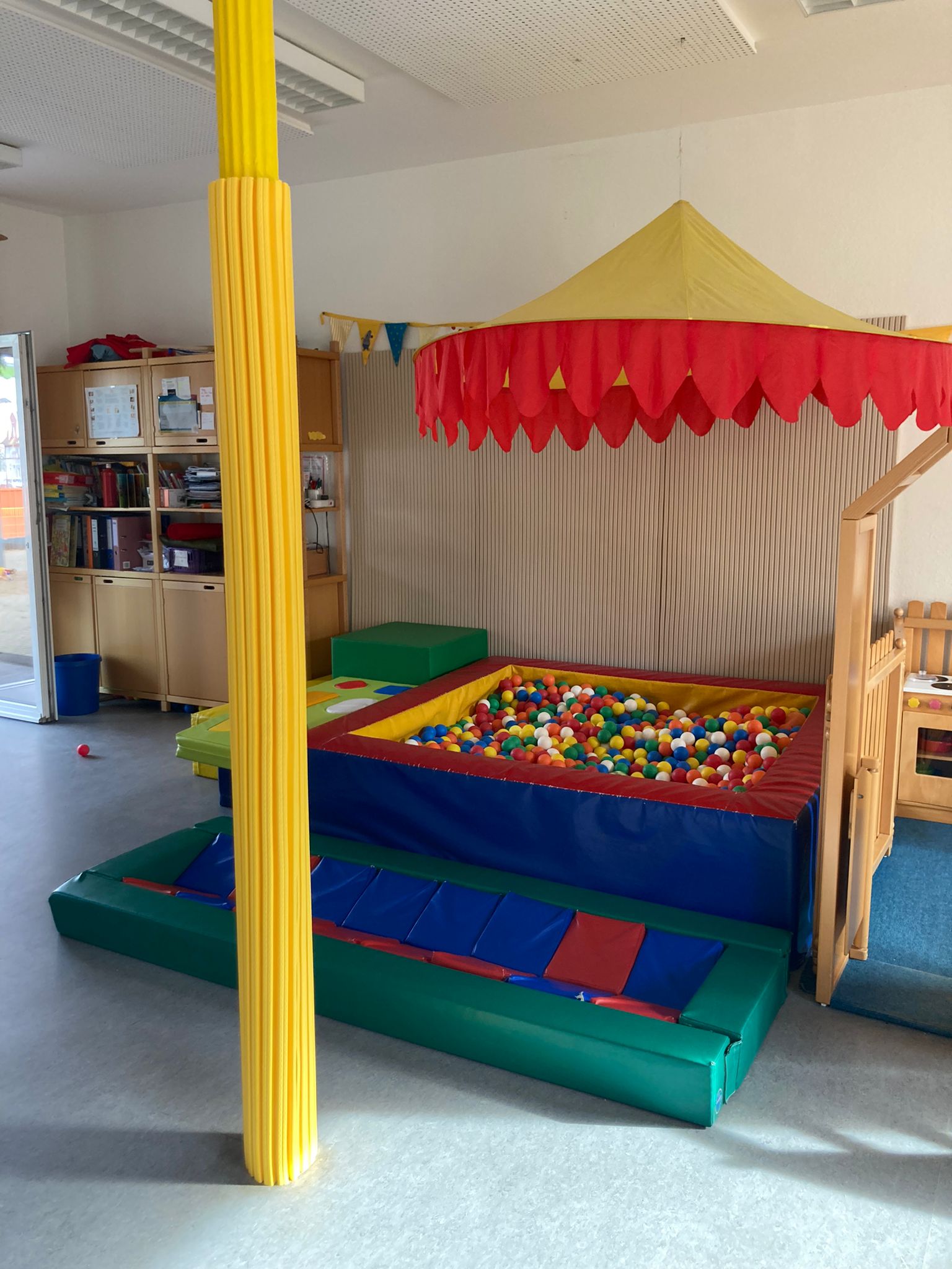Die besten Prall- und Stoßschutzlösungen für Schulen, Kindergärten und Kitas!