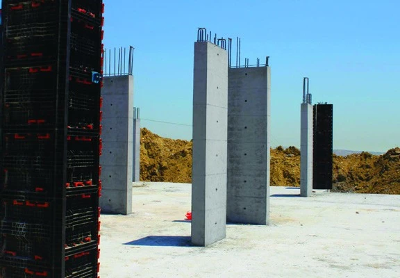 Wandschalung,  wiederverwendbare Kunststoffschalung, Schalung ohne Kran, Schalungssystem Hochbau,