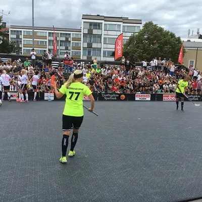 Hohe Anforderungen an einen Floorball-Boden mit UV-Beständigkeit